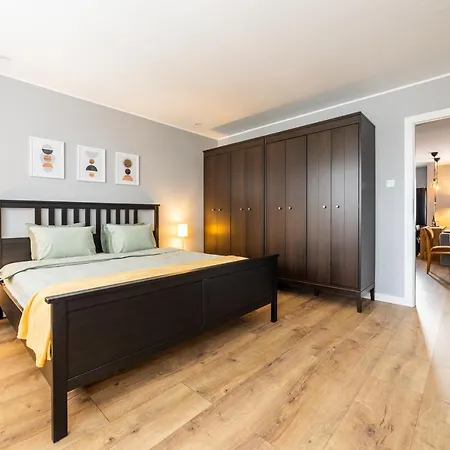 G15 Apartment